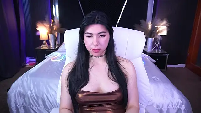 Snapshot of EmilyCandyy chatting on 10-14-25, 05:52 EmilyCandyy online show from 10-14-25, 05:52