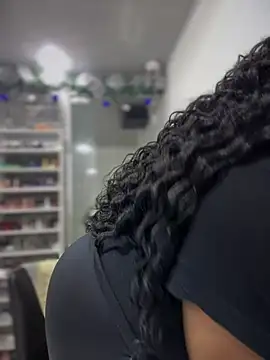 yanza2002 online show from 12-13-24, 12:20