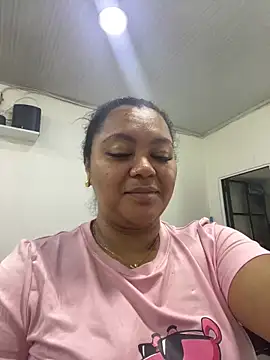 yanza2002 online show from 10-06-25, 11:24