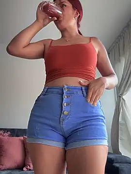 LINDA PATTY94 online show from 01-28-25, 09:50