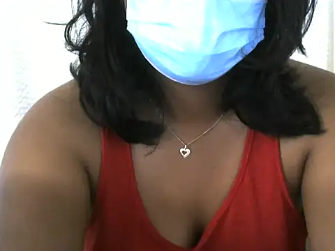 Snapshot of Artinah22 chatting on 11-10-25, 08:35 Artinah22 online show from 11-10-25, 08:35