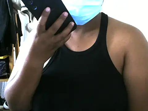 Snapshot of Artinah22 chatting on 01-10-26, 05:09 Artinah22 online show from 01-10-26, 05:09