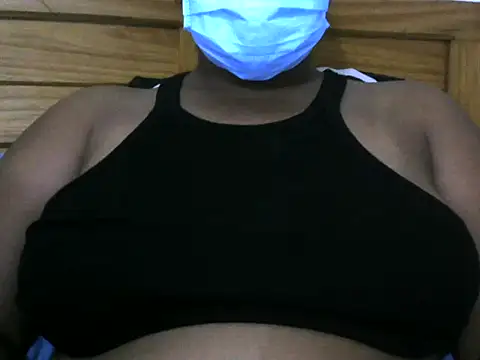 Snapshot of Artinah22 chatting on 02-05-26, 08:57 Artinah22 online show from 02-05-26, 08:57