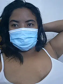 Snapshot of Artinah22 chatting on 02-11-26, 11:43 Artinah22 online show from 02-11-26, 11:43