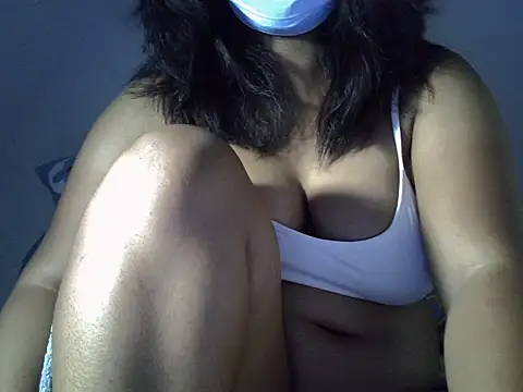 Snapshot of Artinah22 chatting on 02-24-26, 01:14 Artinah22 online show from 02-24-26, 01:14