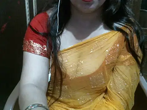 Snapshot of UrsMansi chatting on 11-03-25, 05:31 UrsMansi online show from 11-03-25, 05:31