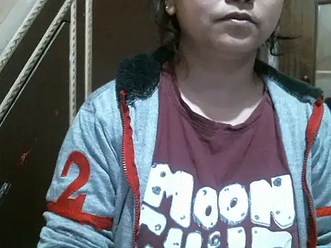 Snapshot of UrsMansi chatting on 02-01-26, 05:39 UrsMansi online show from 02-01-26, 05:39