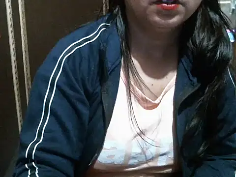 Snapshot of UrsMansi chatting on 02-08-26, 09:51 UrsMansi online show from 02-08-26, 09:51