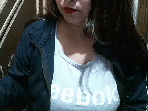 Snapshot of UrsMansi chatting on 02-18-26, 11:22 UrsMansi online show from 02-18-26, 11:22