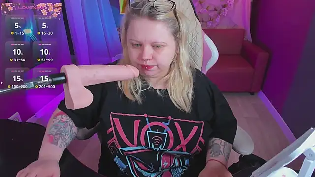 Yoki Shizuko online show from 04-20-26, 06:05