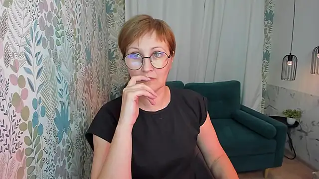 Paris Cherry online show from 02-20-25, 07:19