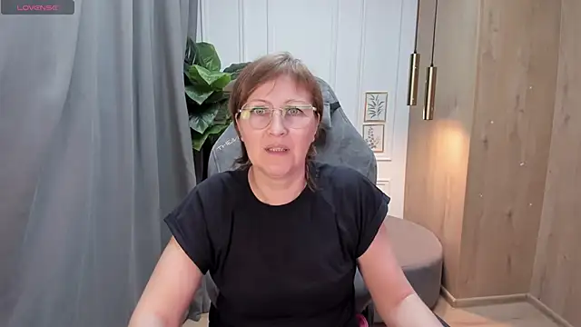 Paris Cherry online show from 02-23-25, 04:46