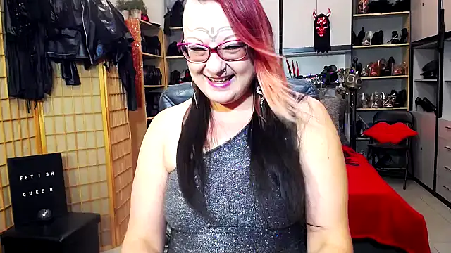 LindaDaemonX online show from 11-23-25, 08:14