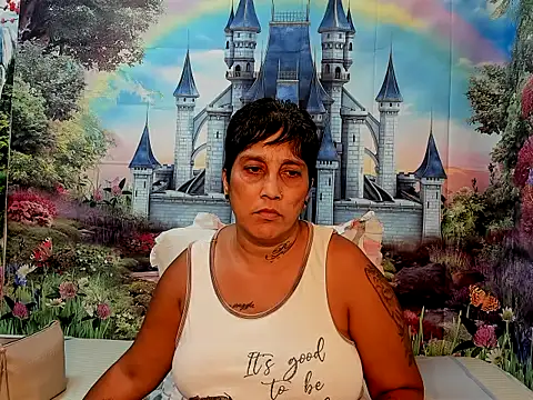 Snapshot of indianroxy chatting on 02-17-25, 04:15 indianroxy online show from 02-17-25, 04:15