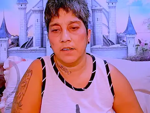 Snapshot of indianroxy chatting on 03-22-25, 06:22 indianroxy online show from 03-22-25, 06:22
