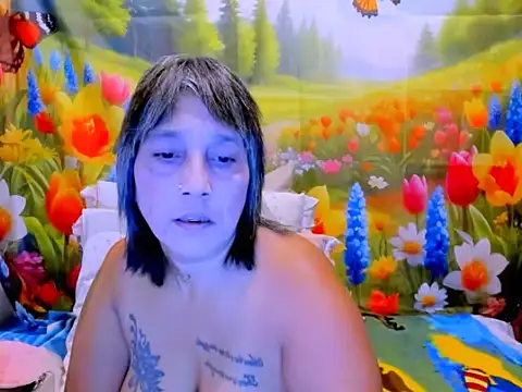 indianroxy online show from 04-26-26, 07:39