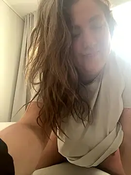 Snapshot of Anna_Alexa chatting on 01-13-26, 10:09 Anna Alexa online show from 01-13-26, 10:09