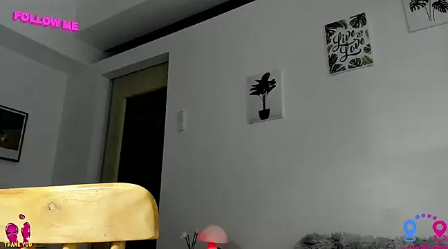 Snapshot of hottycrishina chatting on 03-02-25, 11:18 hottycrishina online show from 03-02-25, 11:18