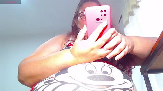 ashelymalefica online show from 06-18-26, 08:24