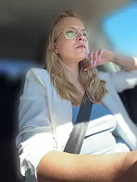 AnastasiaAniess online show from 04-23-26, 11:31