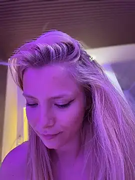 Snapshot of AnastasiaAniess chatting on 04-30-26, 08:57 AnastasiaAniess online show from 04-30-26, 08:57