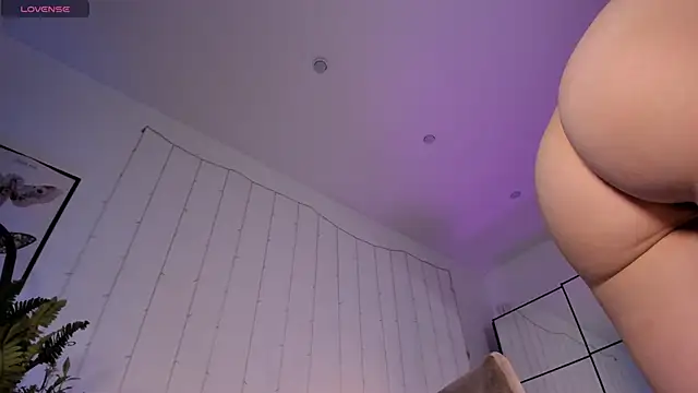 LilianKroft online show from 09-12-25, 11:43