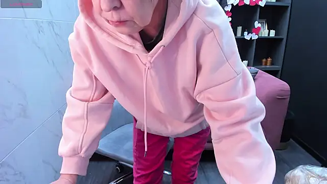 LindaPassionate online show from 02-16-25, 05:37