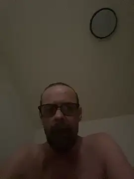 Snapshot of Atlanta21 chatting on 02-15-26, 12:47 Atlanta21 online show from 02-15-26, 12:47