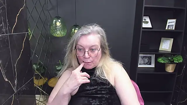 Snapshot of NataliMellow chatting on 02-08-25, 04:14 NataliMellow online show from 02-08-25, 04:14