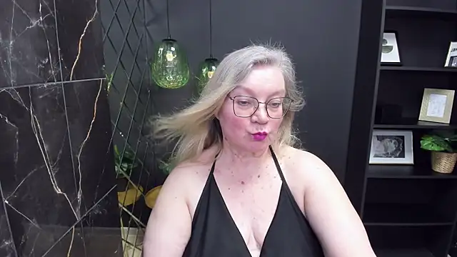 Snapshot of NataliMellow chatting on 02-22-25, 07:25 NataliMellow online show from 02-22-25, 07:25