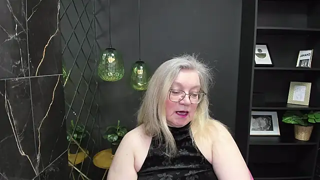 Snapshot of NataliMellow chatting on 02-26-25, 04:45 NataliMellow online show from 02-26-25, 04:45