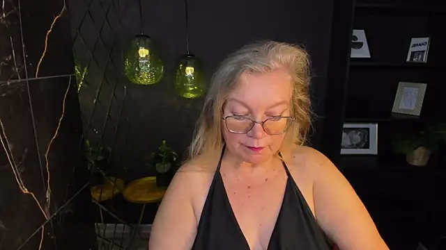 Snapshot of NataliMellow chatting on 11-04-25, 01:21 NataliMellow online show from 11-04-25, 01:21