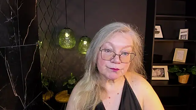 Snapshot of NataliMellow chatting on 02-27-26, 01:11 NataliMellow online show from 02-27-26, 01:11
