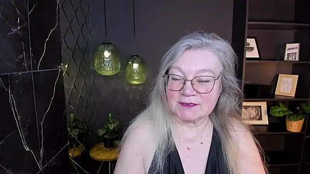 Snapshot of NataliMellow chatting on 02-28-26, 01:01 NataliMellow online show from 02-28-26, 01:01