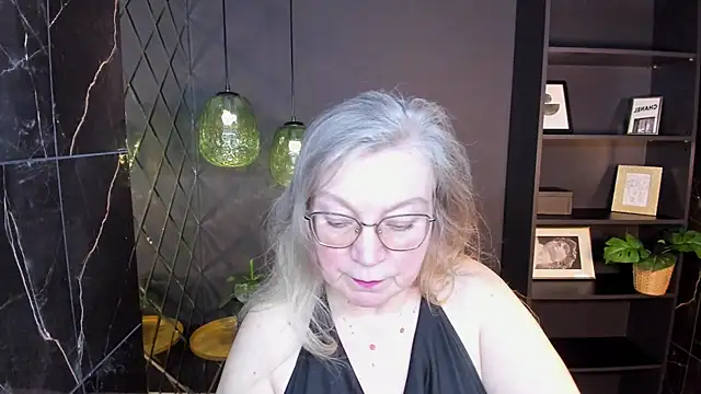 Snapshot of NataliMellow chatting on 03-04-26, 01:06 NataliMellow online show from 03-04-26, 01:06