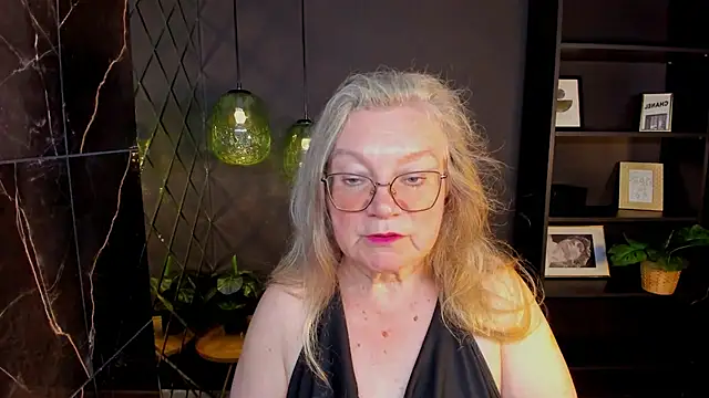 Snapshot of NataliMellow chatting on 07-21-26, 01:24 NataliMellow online show from 07-21-26, 01:24
