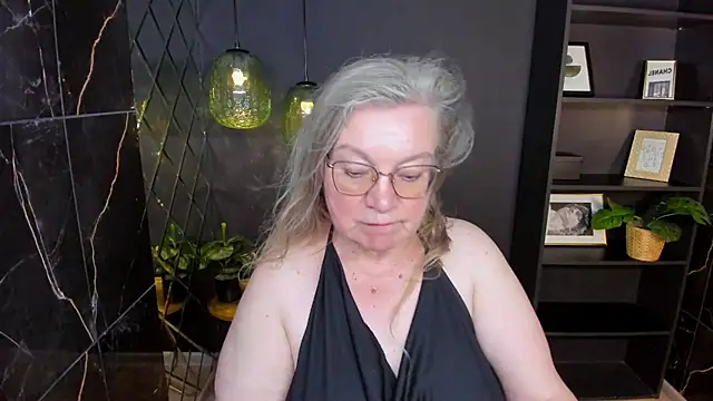 Snapshot of NataliMellow chatting on 08-01-26, 01:10 NataliMellow online show from 08-01-26, 01:10