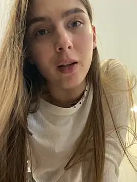 Snapshot of so_cutes chatting on 09-23-25, 02:09 so cutes online show from 09-23-25, 02:09