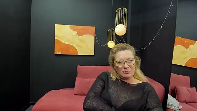 LeaPure online show from 03-01-25, 05:27