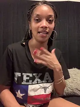 Snapshot of Rakiyahcharms chatting on 12-29-24, 12:09 Rakiyahcharms online show from 12-29-24, 12:09