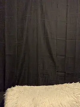 Snapshot of Rakiyahcharms chatting on 09-19-25, 06:08 Rakiyahcharms online show from 09-19-25, 06:08