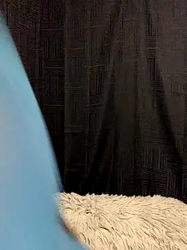 Snapshot of Rakiyahcharms chatting on 10-12-25, 03:11 Rakiyahcharms online show from 10-12-25, 03:11