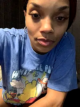 Snapshot of Rakiyahcharms chatting on 10-31-25, 09:54 Rakiyahcharms online show from 10-31-25, 09:54