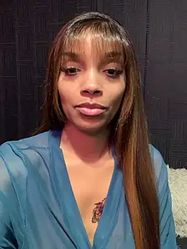 Snapshot of Rakiyahcharms chatting on 11-23-25, 04:07 Rakiyahcharms online show from 11-23-25, 04:07