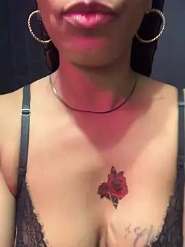 Snapshot of Rakiyahcharms chatting on 12-20-25, 03:13 Rakiyahcharms online show from 12-20-25, 03:13