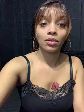 Snapshot of Rakiyahcharms chatting on 02-03-26, 03:15 Rakiyahcharms online show from 02-03-26, 03:15