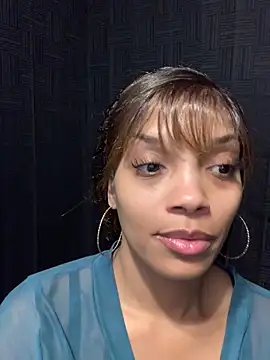 Snapshot of Rakiyahcharms chatting on 02-08-26, 03:54 Rakiyahcharms online show from 02-08-26, 03:54