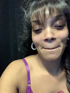 Snapshot of Rakiyahcharms chatting on 02-19-26, 05:03 Rakiyahcharms online show from 02-19-26, 05:03