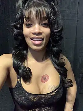 Snapshot of Rakiyahcharms chatting on 02-21-26, 06:25 Rakiyahcharms online show from 02-21-26, 06:25