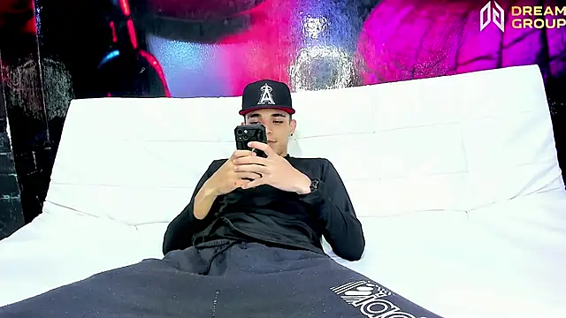 AmazingPartys online show from 04-30-26, 07:14